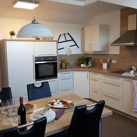 Ferienwohnung An Der Kleinen Schreinerei Hallschlag Room photo